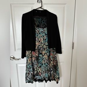Calvin Klein Dress with 3/4 Length Cardigan. Size XL
